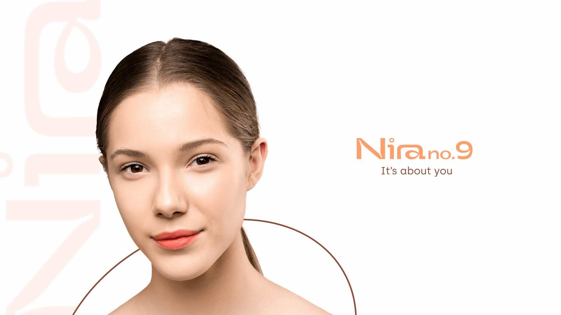 Imagen del proyecto de branding de cosmética facial Nira no.9 – captura 2